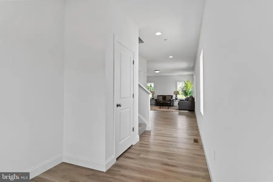 653 Brittany Drive, Mechanicsburg, PA 17055 - Image #3