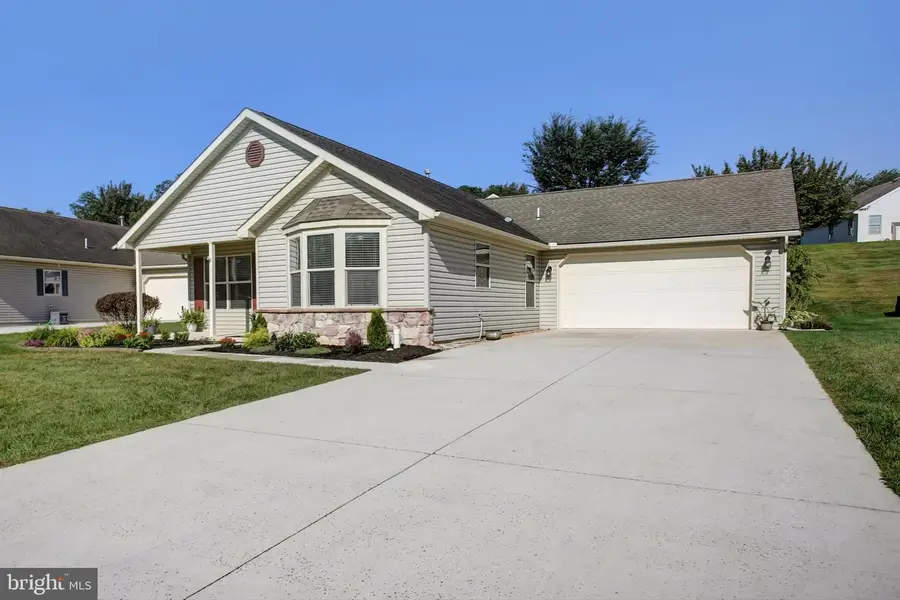 81 Lantern Ln, Shippensburg, PA 17257 - Image #3