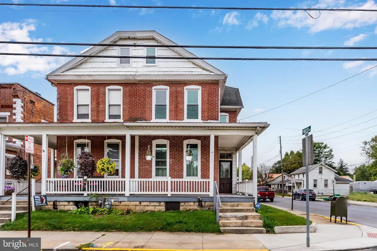 300 E North St, Carlisle, PA 17013 - Image #1