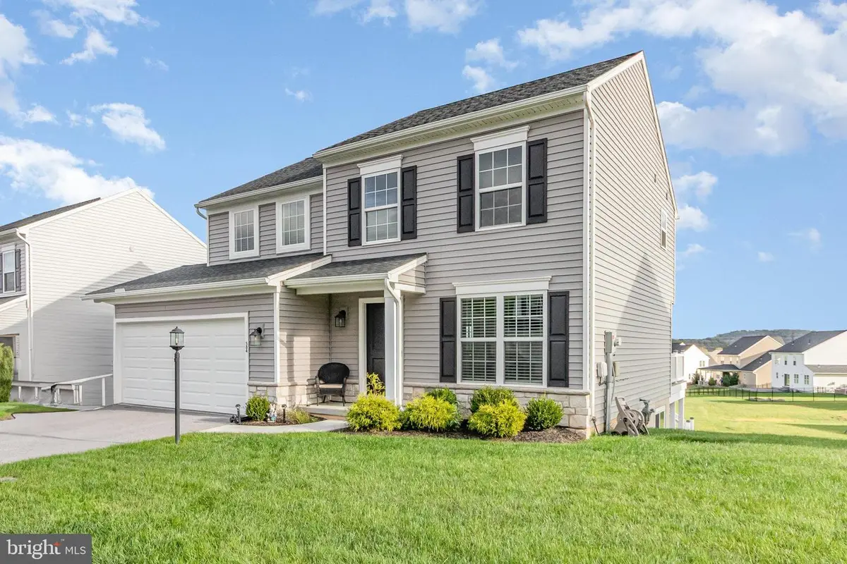 584 Smoke House Drive, Mechanicsburg, PA 17055 - Image #1