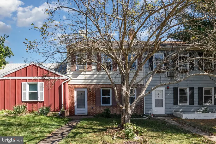 7103 Salem Park Cir, Mechanicsburg, PA 17050 - Image #2