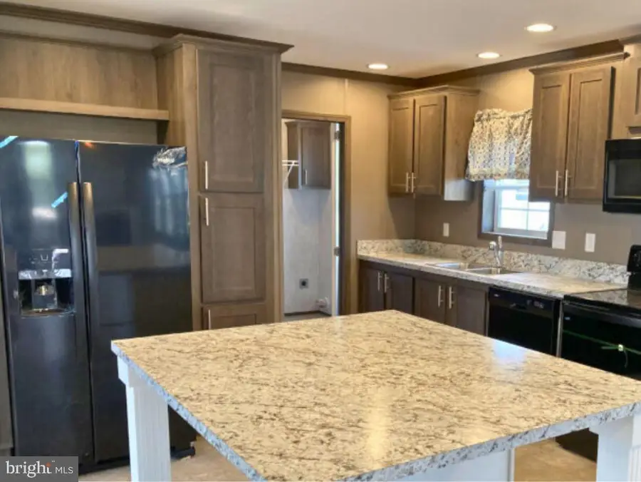 14 Northview Dr, Carlisle, PA 17013 - Image #2