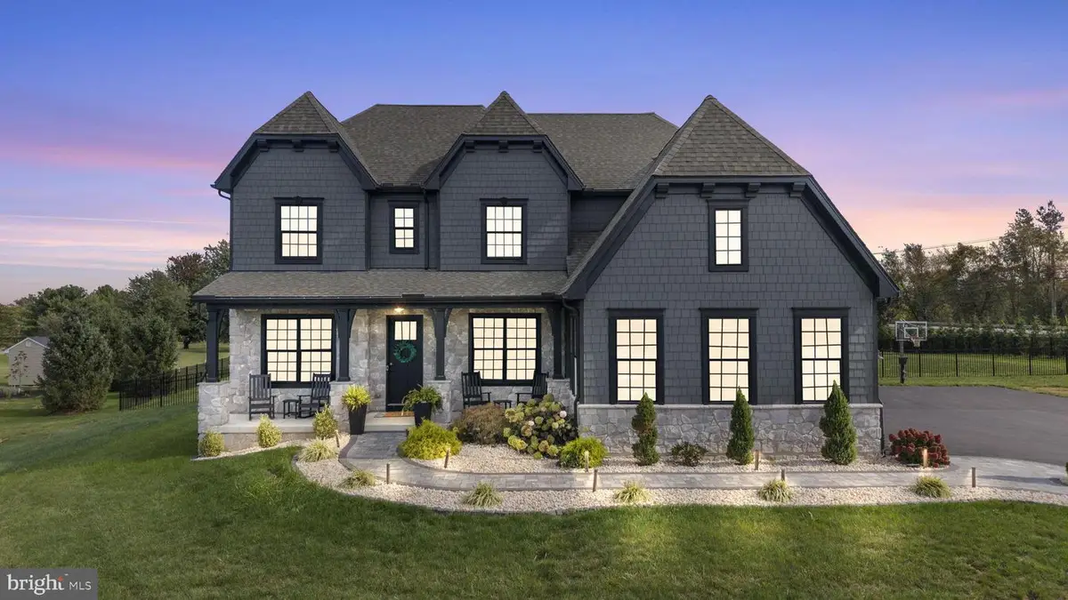 2 Freedom Ct, Mechanicsburg, PA 17050 - Image #1