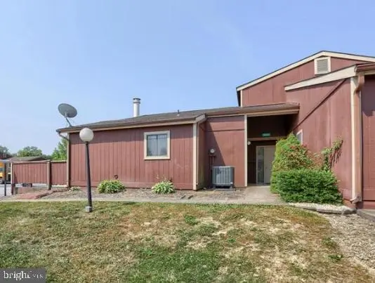 221 Lee Ct, Enola, PA 17025 - Image #2