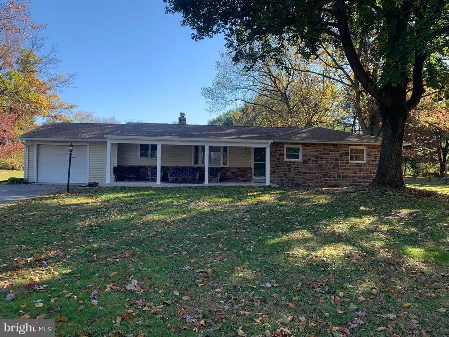 1003 Rockledge Drive, Carlisle, PA 17015 - Image #2