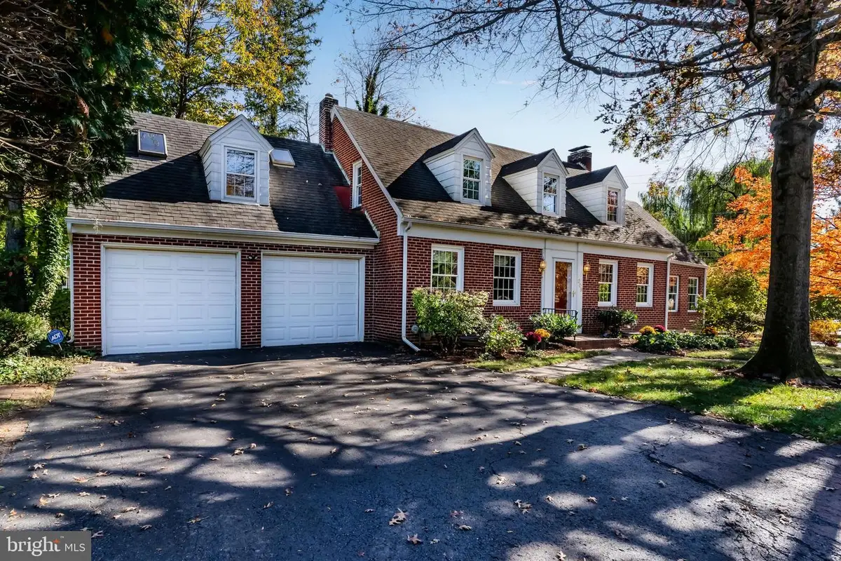 209 Willow Ave, Camp Hill, PA 17011 - Image #1