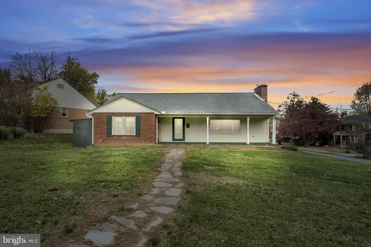 201 Poplar Avenue, New Cumberland, PA 17070 - #1