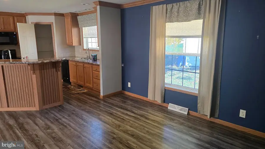 12 Broad St, Newville, PA 17241 - Image #3