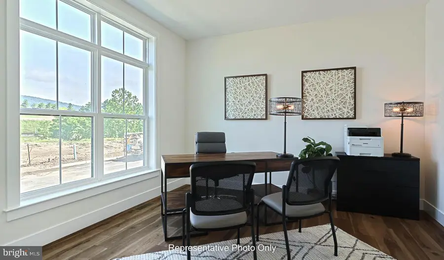 130 South Mountain Dr, Carlisle, PA 17013 - Image #2