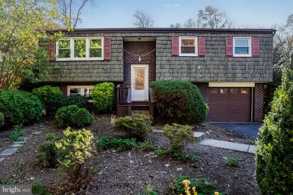 3906 Brookridge Dr, MECHANICSBURG, PA 17050