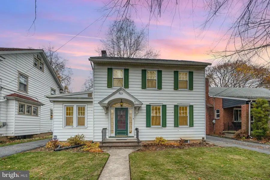 257 Walton St, Lemoyne, PA 17043 - Image #2