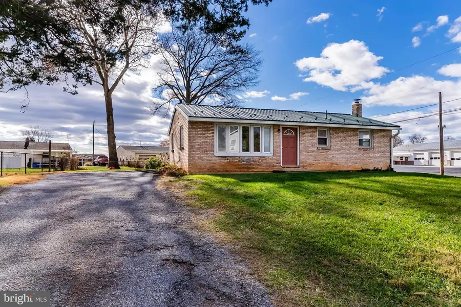 100 B Street, Carlisle, PA 17015 - Image #2