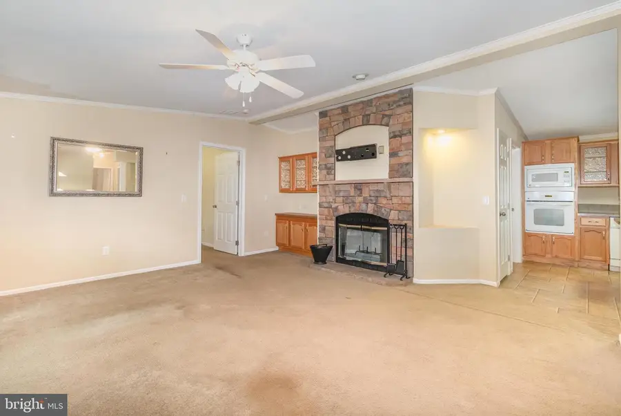 810 Swan Dr, Mechanicsburg, PA 17050 - Image #3