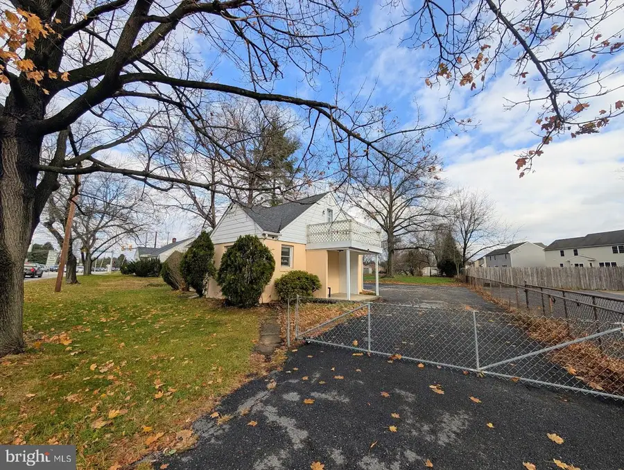 530 Hogestown Road, Mechanicsburg, PA 17050 - Image #3