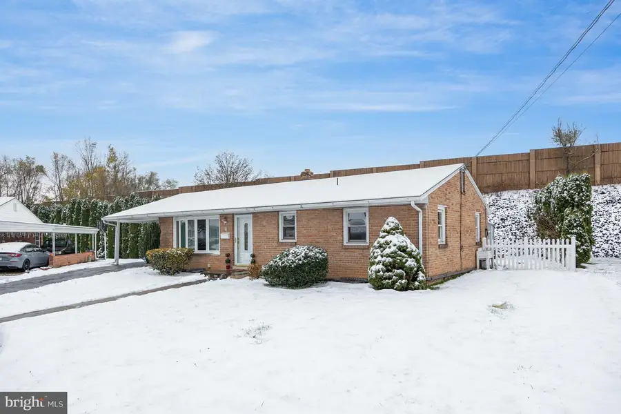 7 Oakwood Cir, Camp Hill, PA 17011 - Image #3