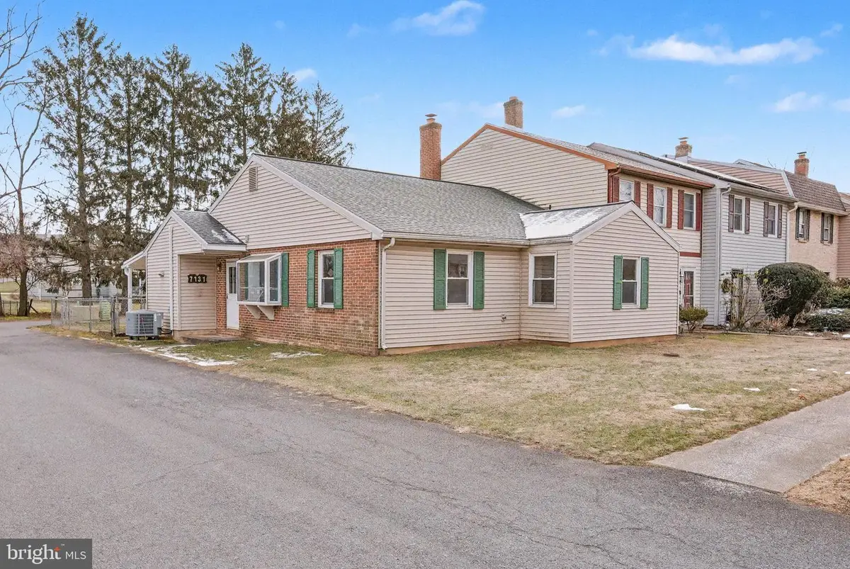 7131 Salem Park Cir, Mechanicsburg, PA 17050 - Image #1