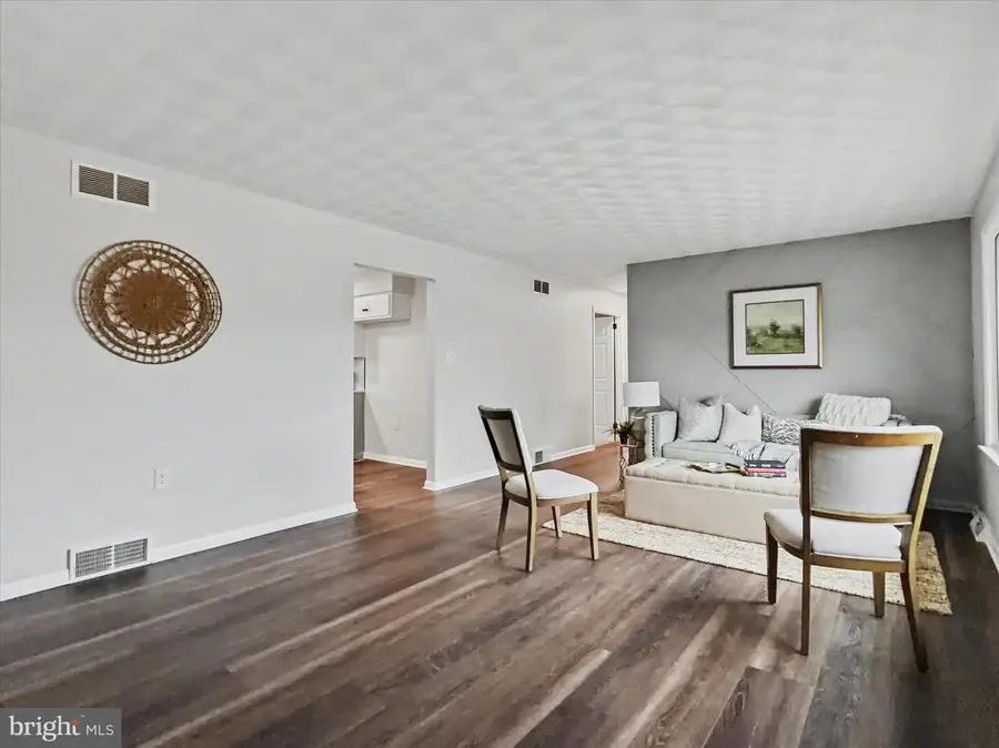 215 Saint Johns Church Rd, Camp Hill, PA 17011 - Image #2