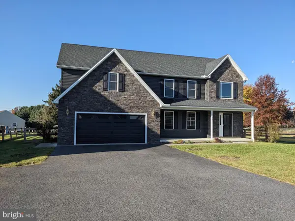 24 Victoria Court, SHIPPENSBURG, PA 17257