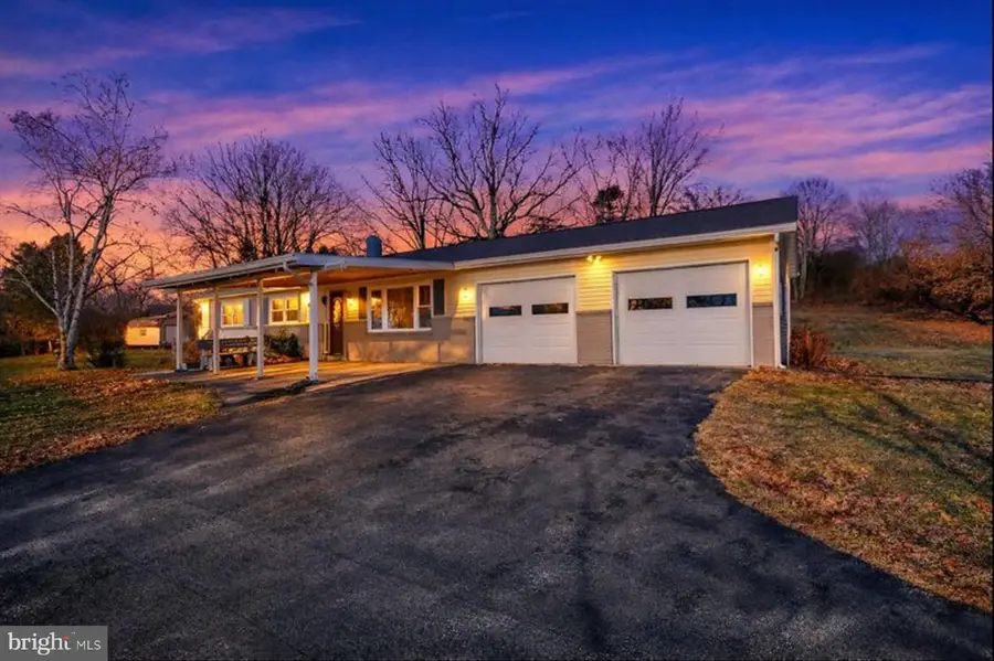 970 Cranes Gap Rd, Carlisle, PA 17013 - Image #2