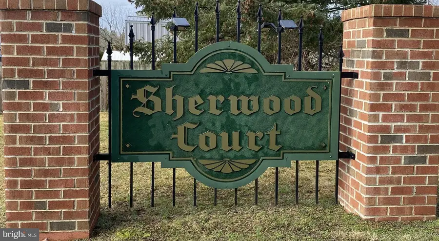 163 Lee Ann Ct, Enola, PA 17025 - Image #2