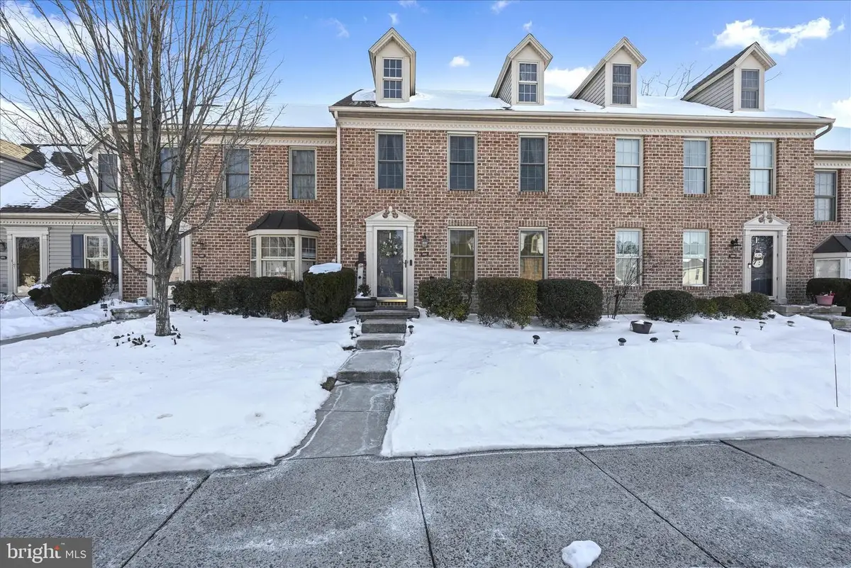 1486 Timber Chase Dr, Mechanicsburg, PA 17050 - Image #1