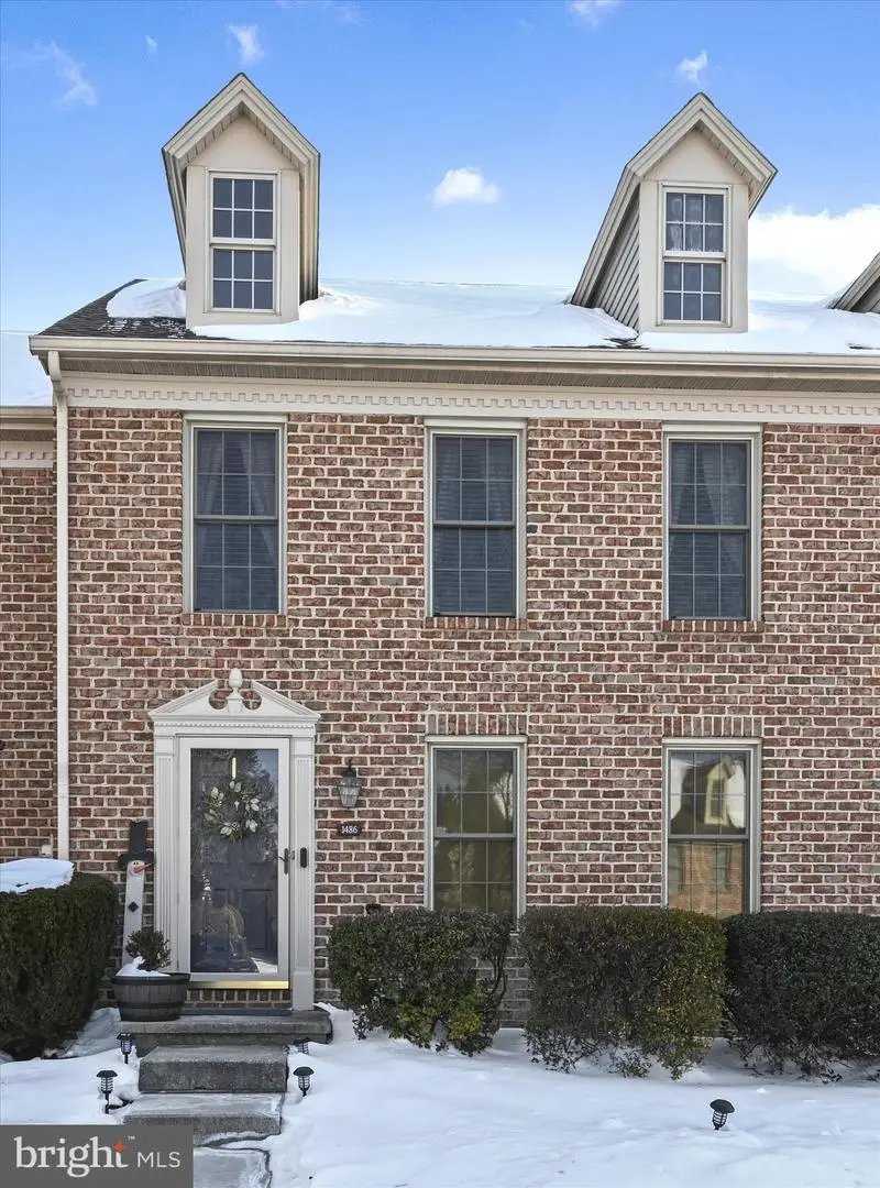 1486 Timber Chase Dr, Mechanicsburg, PA 17050 - Image #2