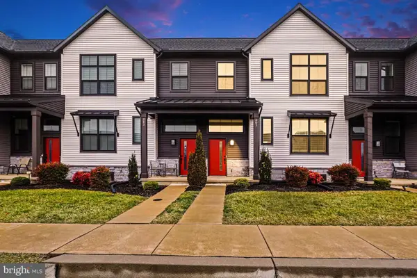 205 Estate Dr, MECHANICSBURG, PA 17055