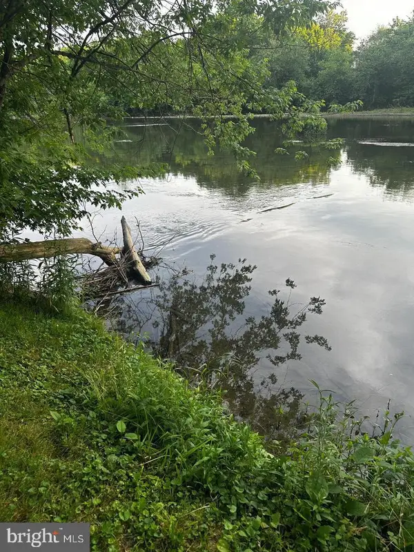 28 W Willow Terrace Drive, MECHANICSBURG, PA 17050