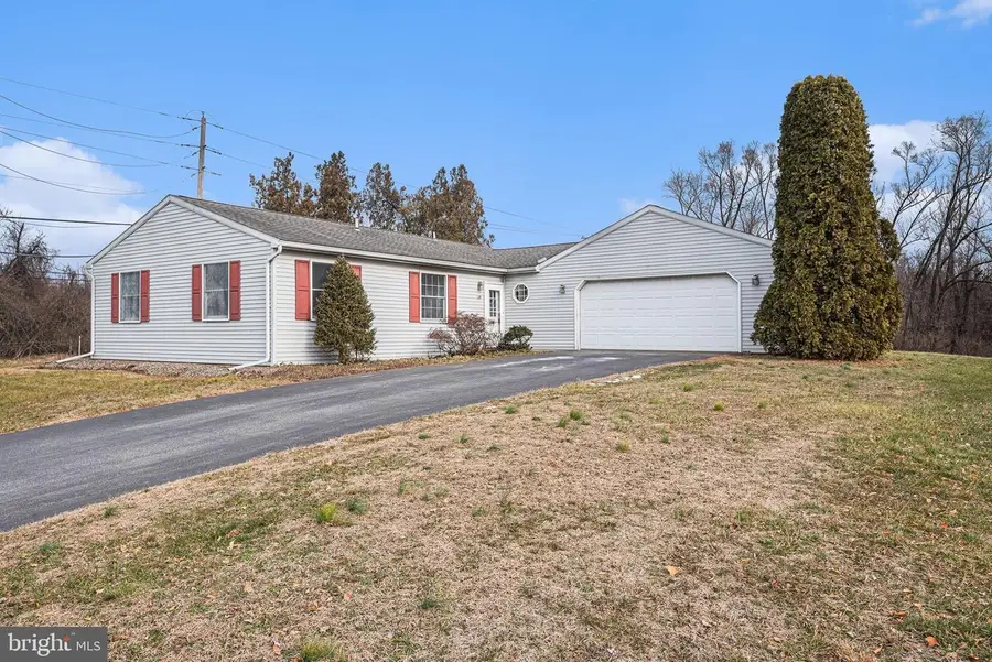 90 Mcland Road, Mount Holly Springs, PA 17065 - Image #2