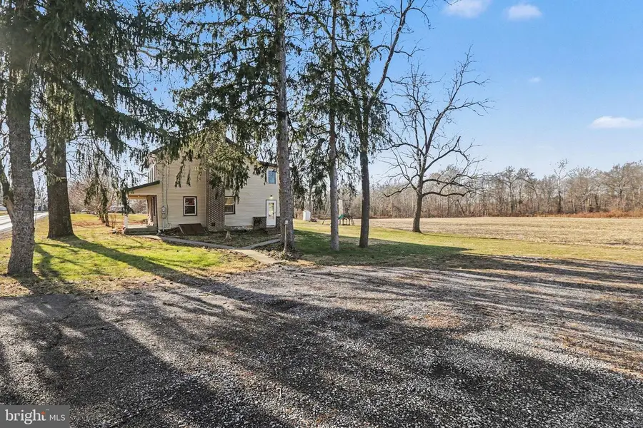 1207 Pine Rd, Carlisle, PA 17015 - Image #2