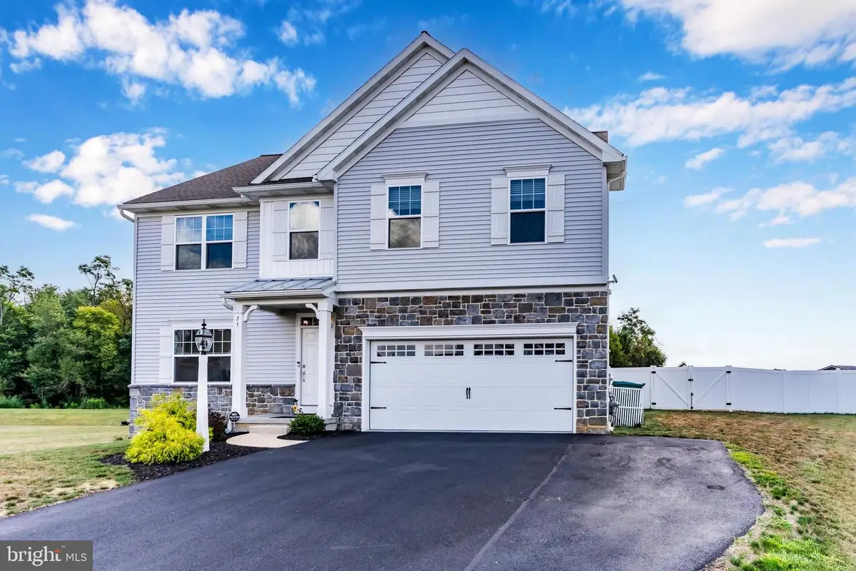 25 Eldon Lane Ln, Carlisle, PA 17015 - Image #1