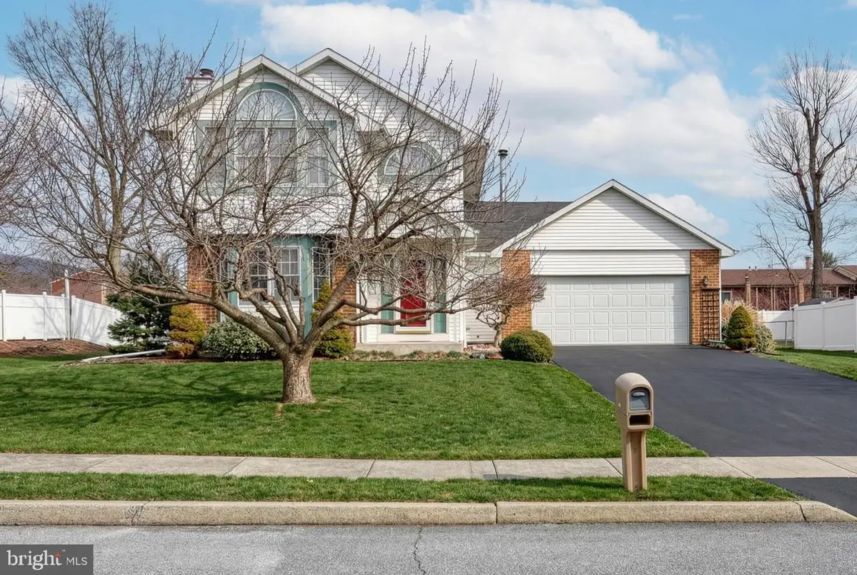 118 Mountain View Drive, Enola, PA 17025 - Image #1