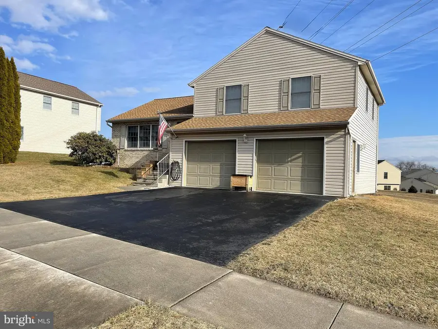 1114 Kent Drive, Mechanicsburg, PA 17050 - Image #2
