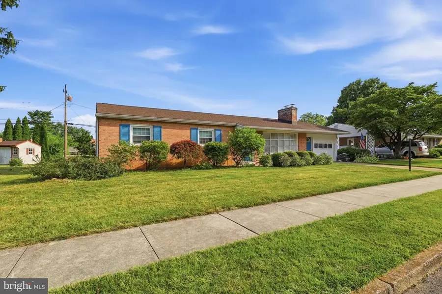 302 W Courtland Avenue, Shiremanstown, PA 17011 - #3