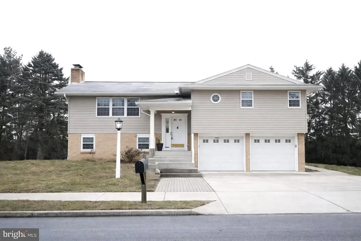 440 Sioux Drive, Mechanicsburg, PA 17050 - Image #1