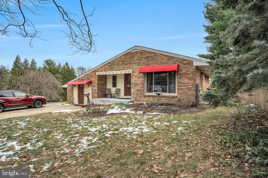 28 Brentwood Road, Camp Hill, PA 17011 - #3