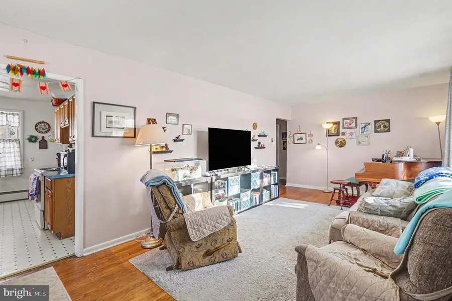 711 Coolidge St, New Cumberland, PA 17070 - #2