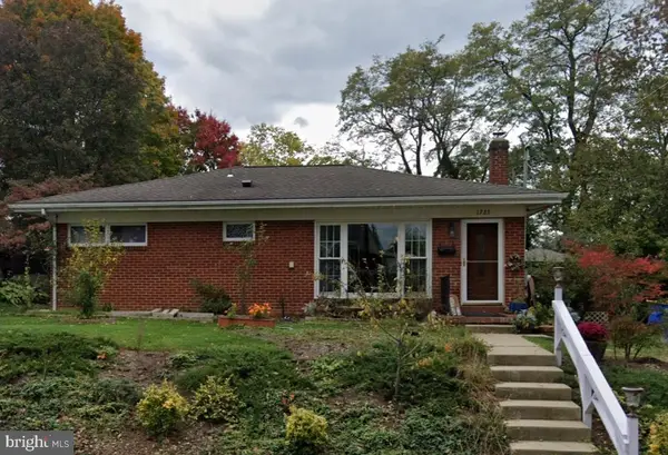 1723 Dighton St, CAMP HILL, PA 17011