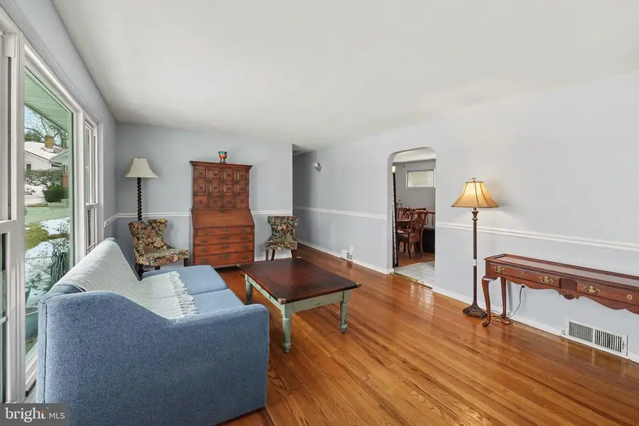 1723 Dighton St, Camp Hill, PA 17011 - #2