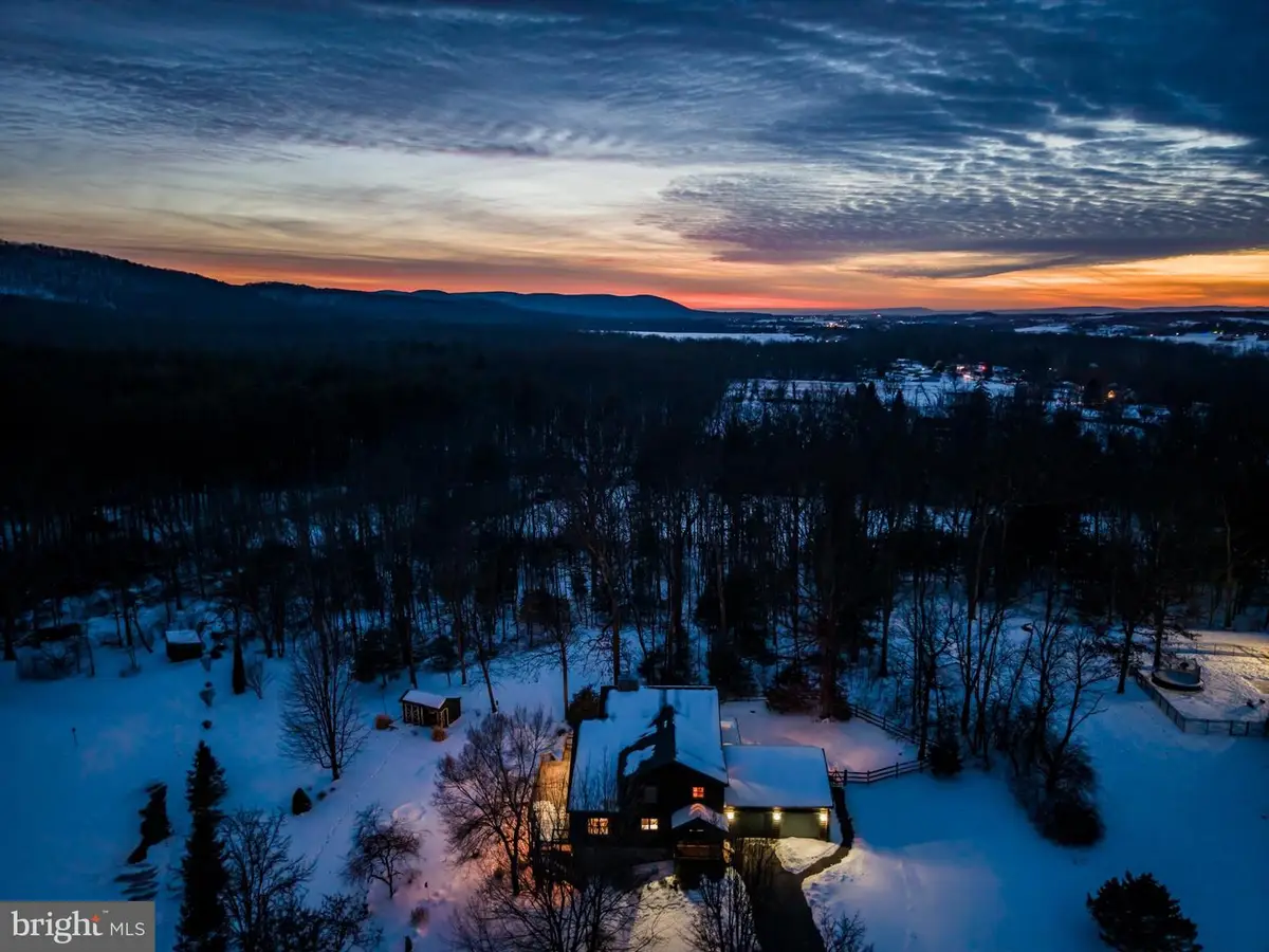 27 Chelsea Ln, Carlisle, PA 17015 - #1