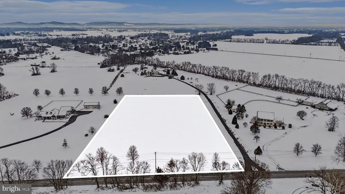 N Old Stonehouse Rd, Carlisle, PA 17015 - #1