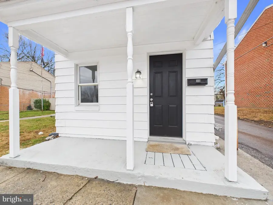 150 W Penn St, Carlisle, PA 17013 - #2