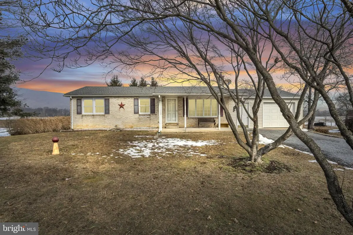 647 N Middle Road, Newville, PA 17241 - #1