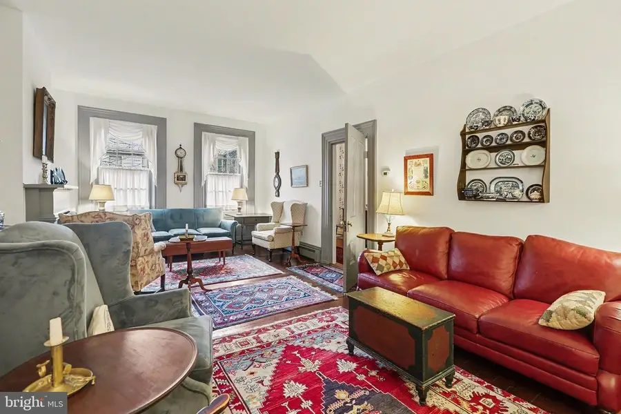 136 W Pomfret St, Carlisle, PA 17013 - #2