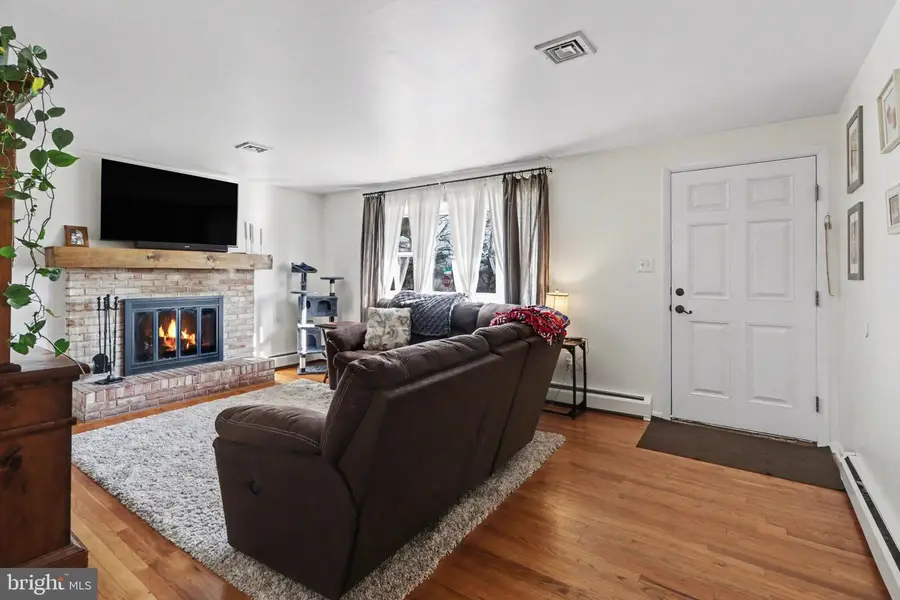 278 Longs Gap Rd, Carlisle, PA 17013 - #2