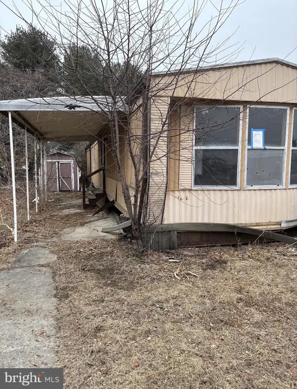 115 Tower Circle, CARLISLE, PA 17013