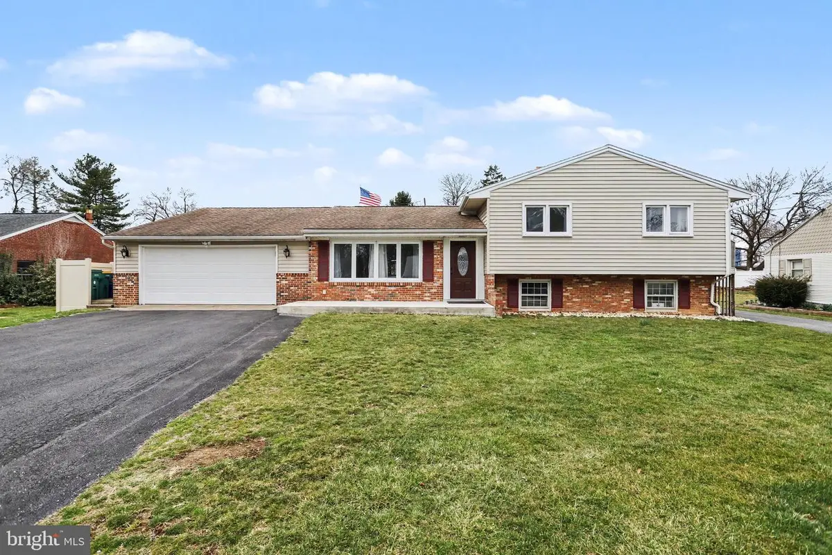 60 Conodoguinet Ave, Camp Hill, PA 17011 - #1