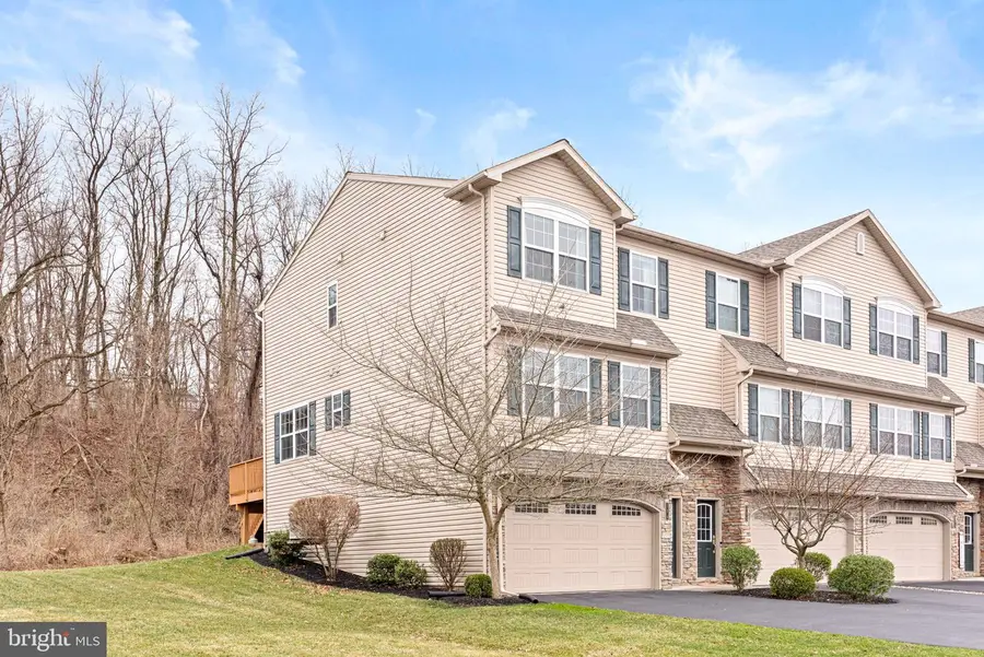 174 Old Schoolhouse Lane, Mechanicsburg, PA 17055 - #2