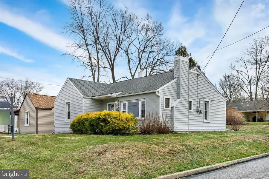 1406 Simpson Ferry Rd, New Cumberland, PA 17070 - #2