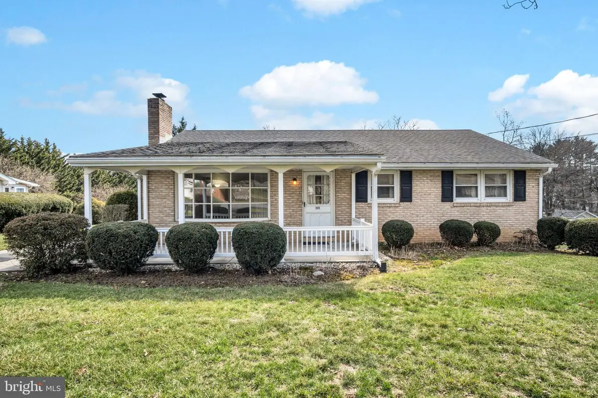 3915 Sullivan St, Mechanicsburg, PA 17050 - #1